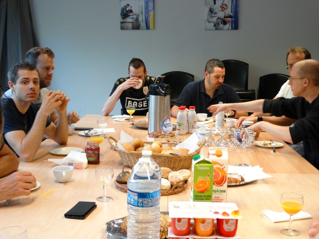 breakfast axon